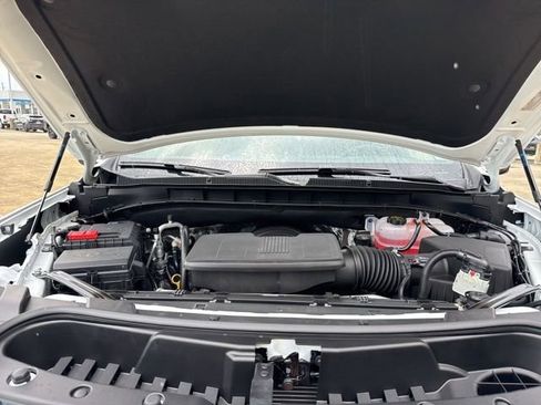 New 2025 Chevrolet Suburban LT w/ Comfort Package image 36