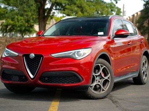 Used 2018 Alfa Romeo Stelvio Ti AWD/4WD image 1