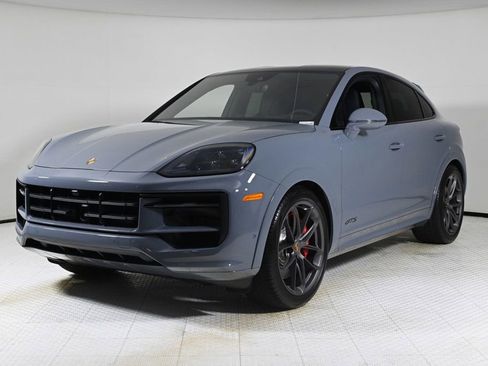 Certified 2025 Porsche Cayenne GTS image 1