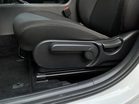 Used 2026 Hyundai Kona SEL Sport FWD image 11
