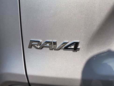 Used 2022 Toyota RAV4 XLE w/ Convenience Package AWD/4WD image 70