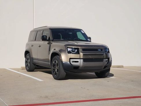 Used 2026 Land Rover Defender 110 S AWD/4WD image 2