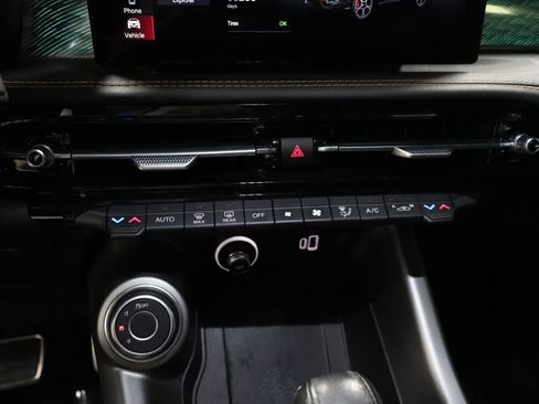 Used 2024 Alfa Romeo Tonale Ti image 32