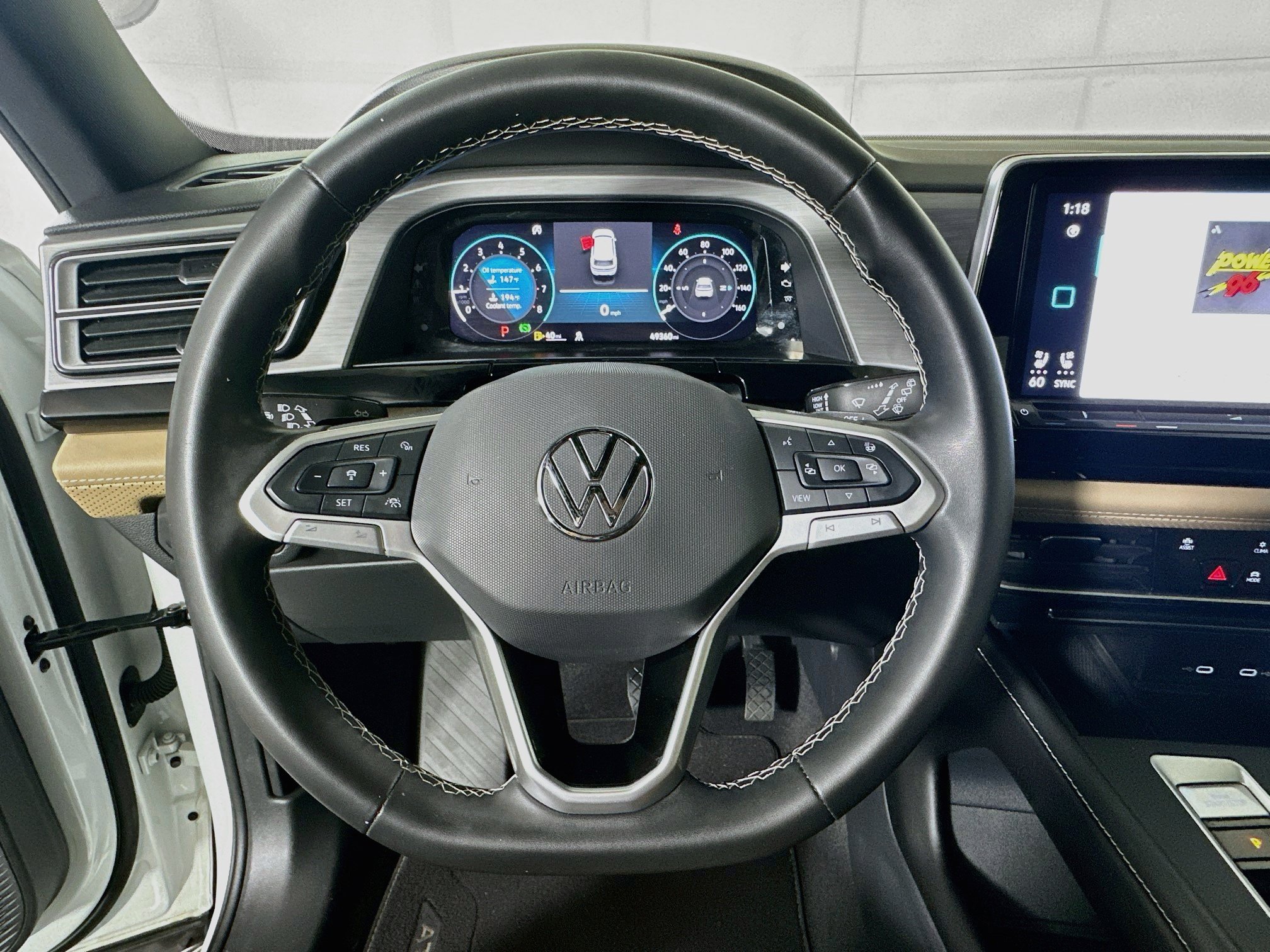 Used 2024 Volkswagen Atlas Cross Sport SE FWD image 15