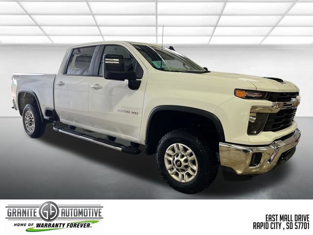 Used 2025 Chevrolet Silverado 2500 LT w/ Convenience Package AWD/4WD image 8