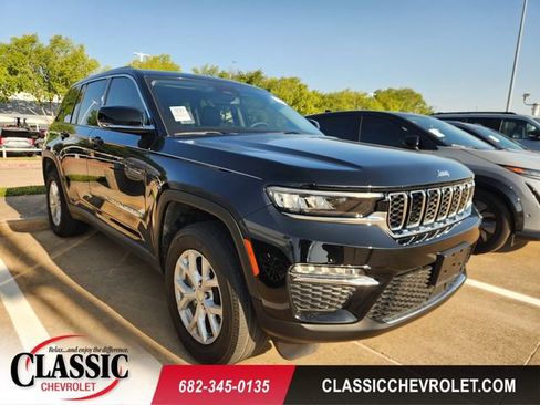 Used 2023 Jeep Grand Cherokee Limited w/ Trailer Tow Prep Group (B) RWD image 1