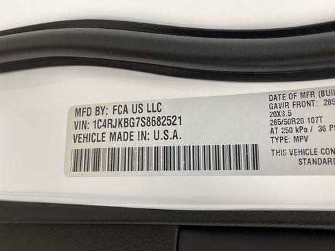 New 2025 Jeep Grand Cherokee L Limited w/ Trailer Tow Package image 43