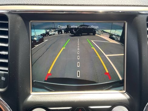 Used 2015 Jeep Grand Cherokee Limited AWD/4WD image 20