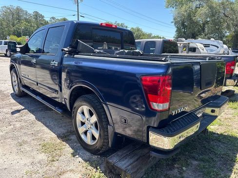 Used 2010 Nissan Titan LE w/ Technology Pkg RWD image 5