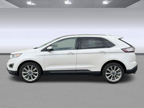 Used 2017 Ford Edge Titanium w/ Equipment Group 301A AWD/4WD image 2