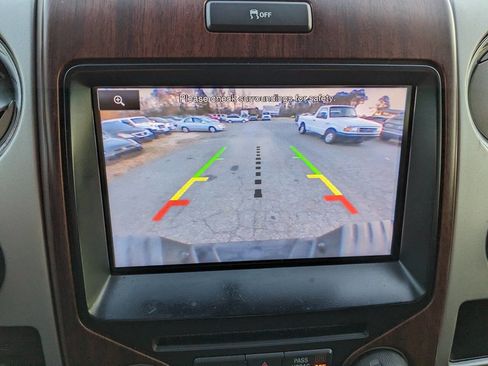 Used 2013 Ford F150 King Ranch w/ King Ranch Luxury Pkg image 34