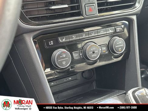 Certified 2024 Volkswagen Taos SE AWD/4WD image 26