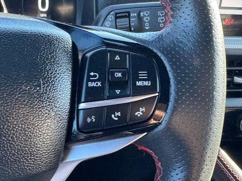 Used 2025 Ford Explorer ST-Line w/ ST-Line Street Pack image 18