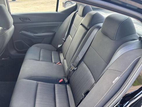Used 2025 Nissan Altima 2.5 SV FWD image 37