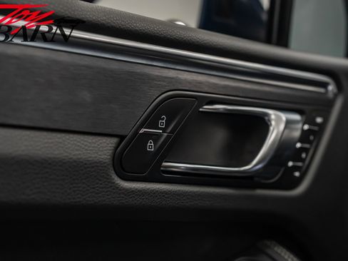 Used 2023 Porsche Macan GTS image 20