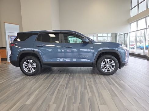 Used 2026 Chevrolet Equinox LT w/ Convenience Package II image 9