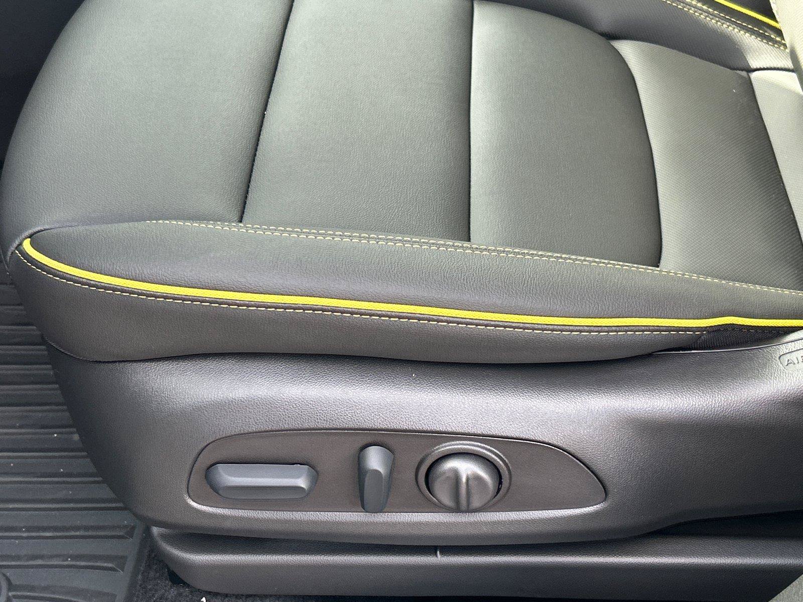 New 2026 Chevrolet TrailBlazer ACTIV w/ Convenience Package FWD image 19