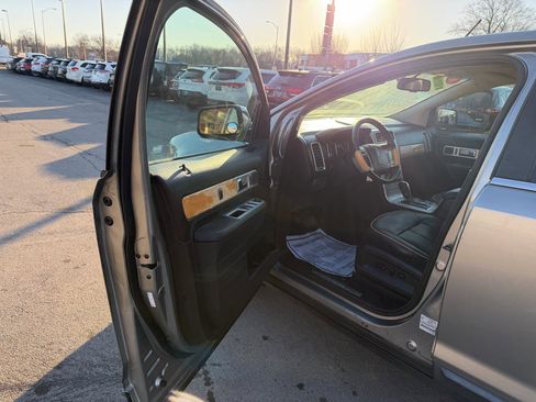 Used 2008 Lincoln MKX AWD image 12