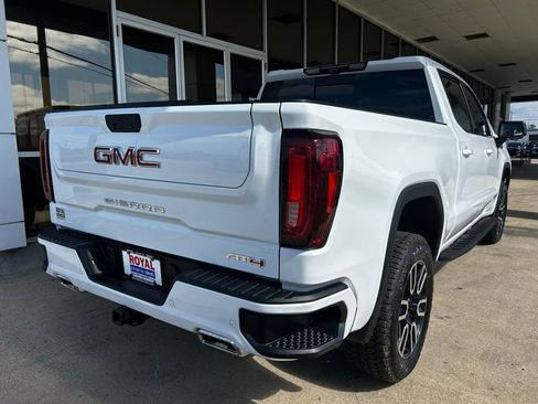 Used 2026 GMC Sierra 1500 AT4 w/ AT4 Premium Package image 5