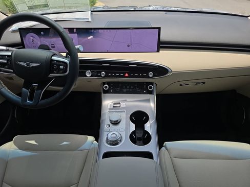 New 2026 Genesis GV70 2.5T Select AWD/4WD image 15