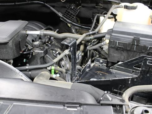 Used 2024 Chevrolet Silverado 2500 Custom AWD/4WD image 25