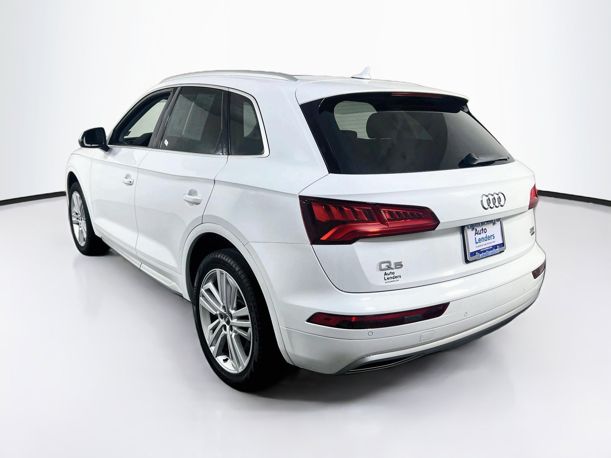 Used 2018 Audi Q5 2.0T Premium Plus w/ Premium Plus Package AWD/4WD image 7
