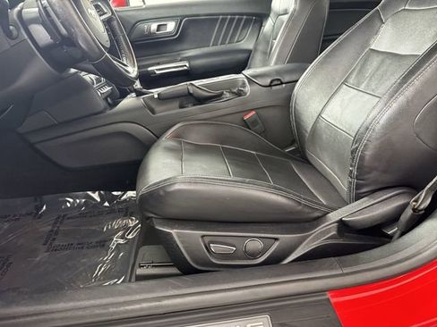 Used 2019 Ford Mustang GT Premium RWD image 19