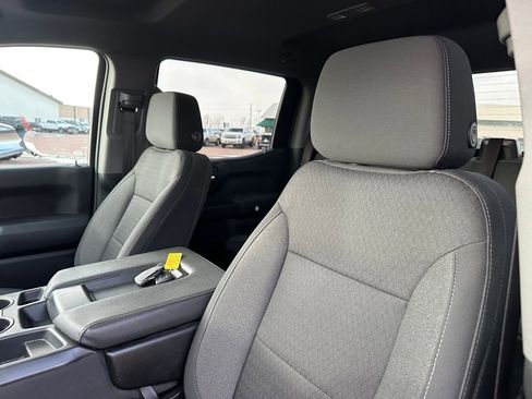 Used 2023 Chevrolet Silverado 1500 Custom image 13