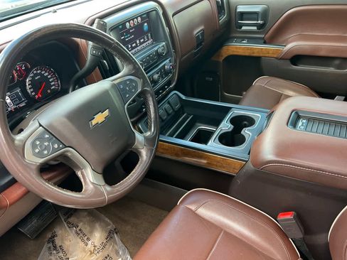 Used 2017 Chevrolet Silverado 1500 High Country image 12