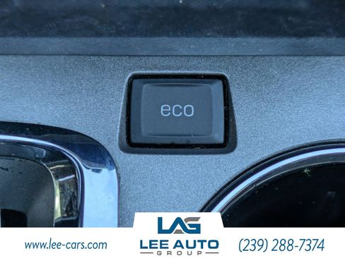 Used 2012 Chevrolet Equinox LT w/ Driver Convenience Package image 24