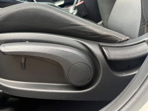 Used 2023 Kia Soul LX w/ LX Technology Package image 22