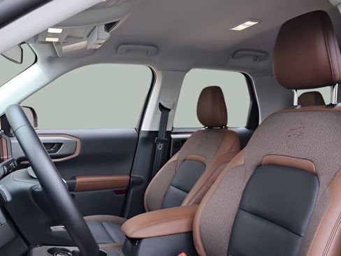 Used 2025 Ford Bronco Sport Outer Banks w/ Outer Banks Tech Package+ image 13