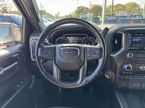 Used 2022 GMC Sierra 1500 AT4 w/ AT4 Premium Package image 14