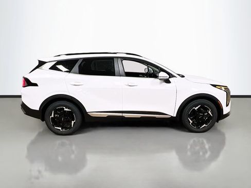 New 2026 Kia Sportage EX image 8