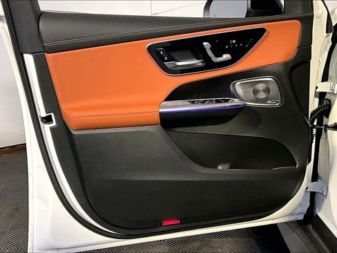 New 2026 Mercedes-Benz GLC 300 4MATIC image 11