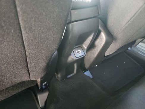 Used 2018 Jeep Renegade Latitude image 31