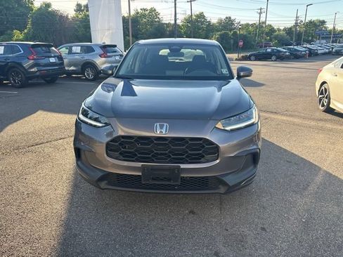 Used 2024 Honda HR-V LX image 2