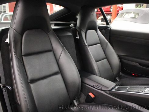 Used 2016 Porsche Cayman image 38