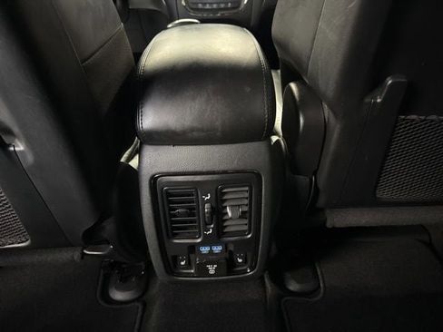 Used 2020 Dodge Durango GT image 37