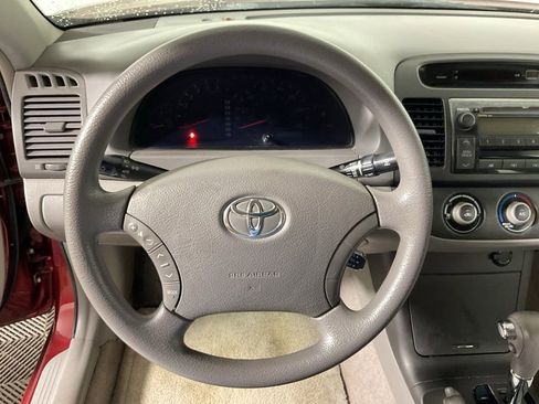 Used 2006 Toyota Camry FWD image 19
