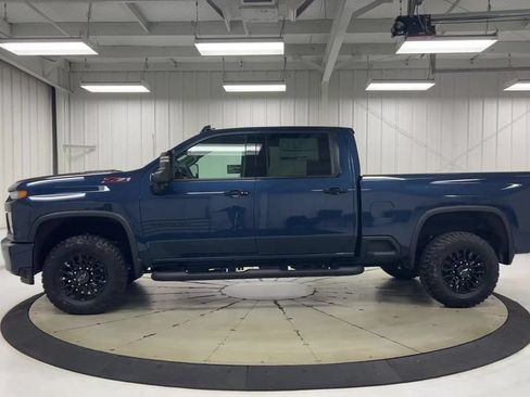 Used 2022 Chevrolet Silverado 2500 LTZ w/ LTZ Plus Package AWD/4WD image 5