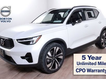 Certified 2025 Volvo XC40 B5 Ultra w/ Protection Package Premier