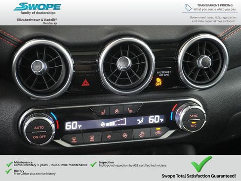 Used 2025 Nissan Sentra SR w/ SR Premium Package FWD image 21