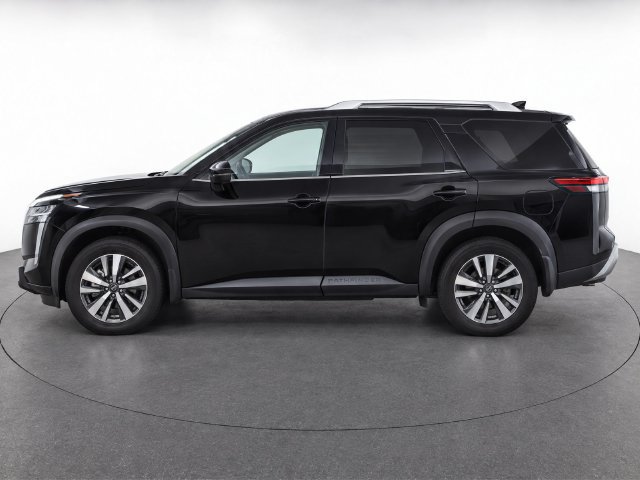 Used 2024 Nissan Pathfinder SL AWD/4WD image 5