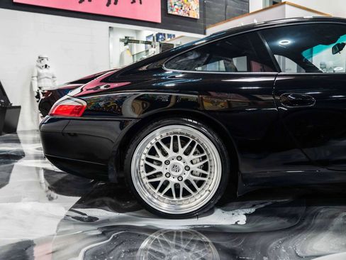 Used 1999 Porsche 911 Carrera 4 AWD/4WD image 9