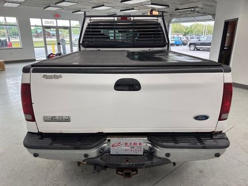 Used 2005 Ford F250 XLT AWD/4WD image 14