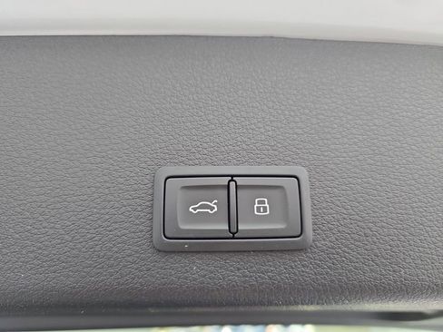 Used 2023 Audi e-tron Chronos w/ Chronos Package image 26