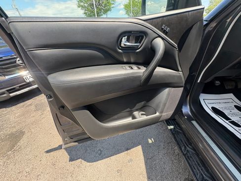 Used 2024 INFINITI QX80 Luxe AWD/4WD image 12
