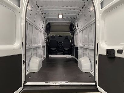 New 2025 RAM ProMaster 3500 w/ Convenience Group