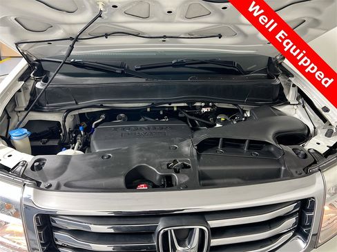 Used 2013 Honda Pilot Touring image 32